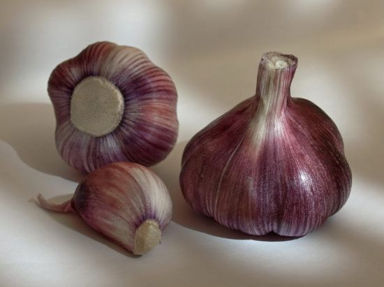 哪些人不能吃大蒜?吃大蒜有這5的壞處!