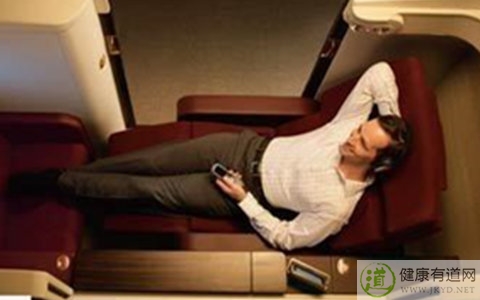 打鼾的原因 打鼾的原因