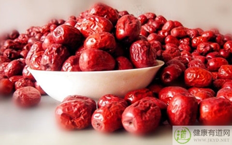 能不能空腹吃棗 能不能空腹吃棗