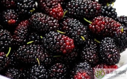 桑葚吃多了會上火嗎 桑葚吃多了會上火嗎