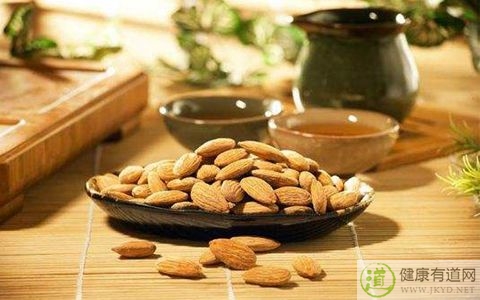 杏仁不能和什麼一起吃_杏仁和什麼相克 杏仁不能和什麼一起吃_杏仁和什麼相克