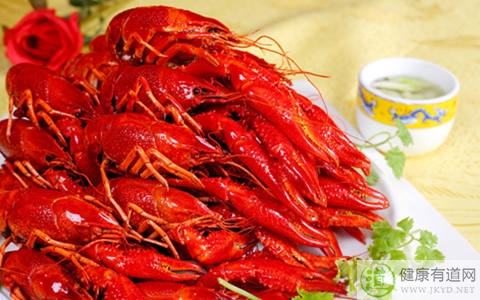 龍蝦哪些部位不能吃 龍蝦哪些部位不能吃