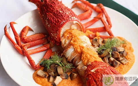 龍蝦不能和什麼一起吃_龍蝦和什麼相克 龍蝦不能和什麼一起吃_龍蝦和什麼相克