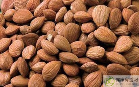 杏仁吃多了會上火嗎 杏仁吃多了會上火嗎