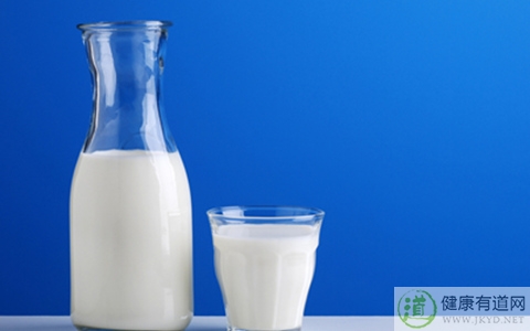 牛奶不能和什麼一起吃_牛奶和什麼相克 牛奶不能和什麼一起吃_牛奶和什麼相克