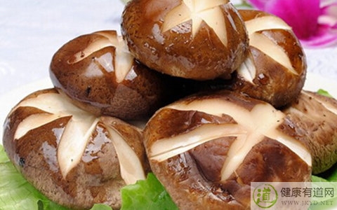 香菇不能和什麼一起吃_香菇和什麼相克 香菇不能和什麼一起吃_香菇和什麼相克
