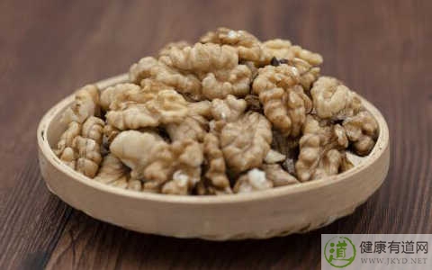 女人冬天怕冷吃什麼好 女人冬天怕冷吃什麼好